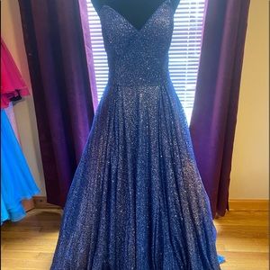 Jovani Beautiful sparkle dress size 12